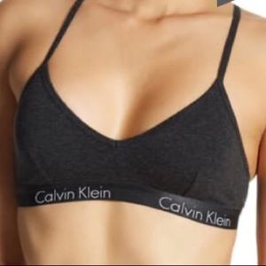 Motive Lightly Lined Calvin Klein Bralette